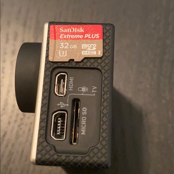 GoPro Hero 3 w/ SD card 32gb - Picture 6 of 6